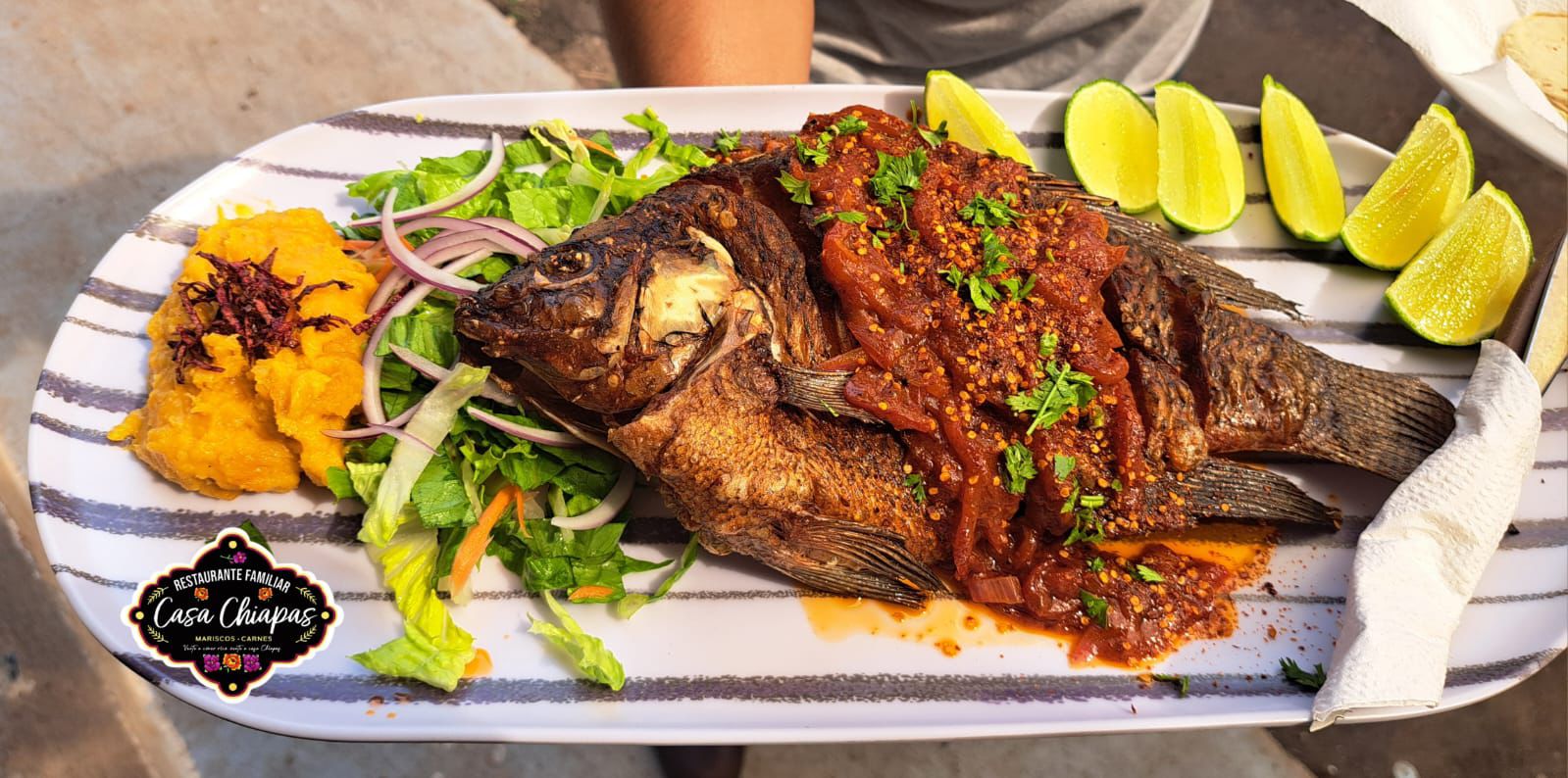 Mojarra Grande Casa Chiapas